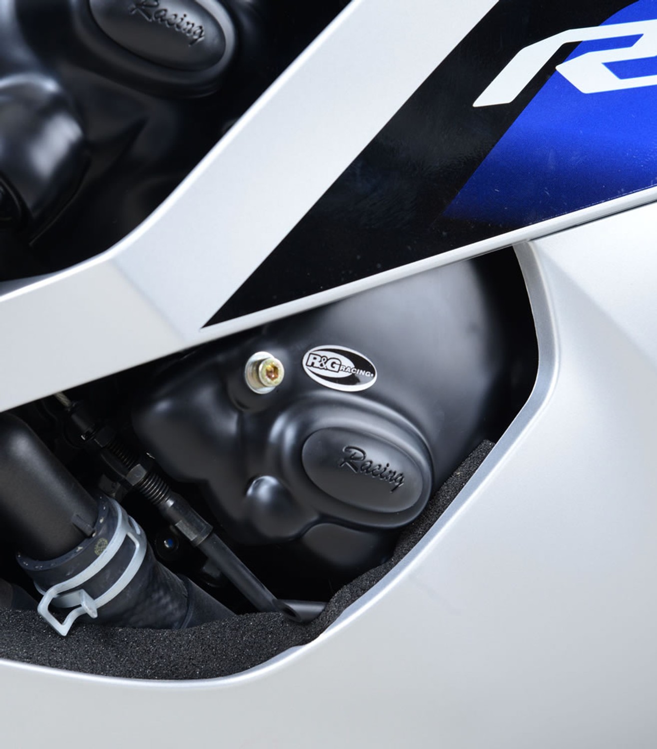 R&G Racing RHS Oil Pump Cover (road/race version) for Yamaha YZF-R6 '06-'22 R&G Racing RHS Oil Pump Cover (road/race version) for Yamaha YZF-R6 '06-'22